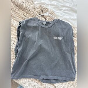 Morgan wallen this bar muscle tee size XL